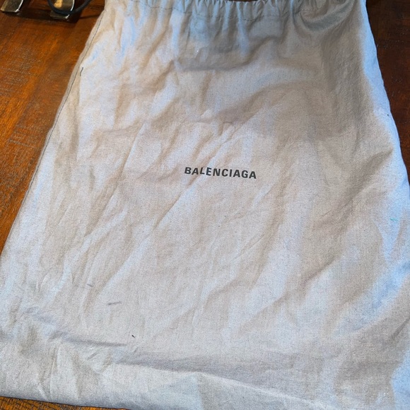 Black/White/Silver Balenciaga. Size 38. - Picture 10 of 12